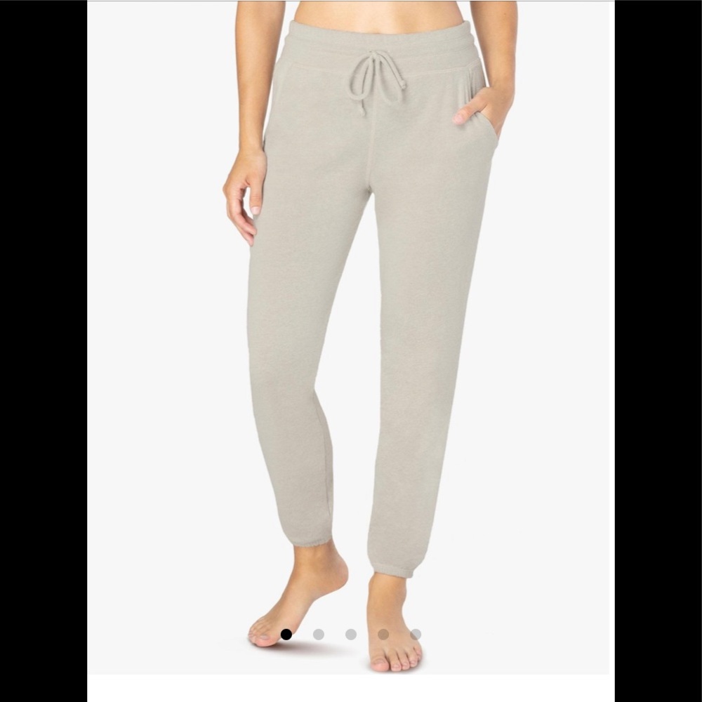 Beyond yoga joggers oatmeal color